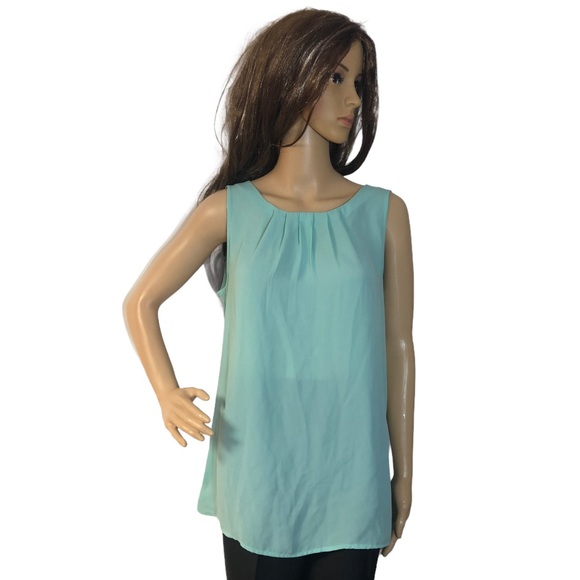 LOFT Tops - ANN TAYLOR LOFT SLEEVELESS BLOUSE